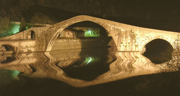 Borgo a Mozzano (Lucca) - Ponte del Diavolo della Maddalena